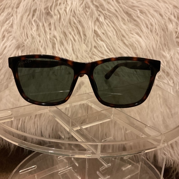 Gucci Sunglasses - Picture 1 of 4